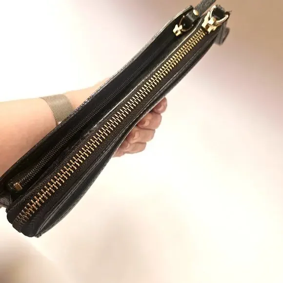 Kate Spade Wristlet, Black Leather, Layton Wallet, Beige Interior - Picture 5 of 5